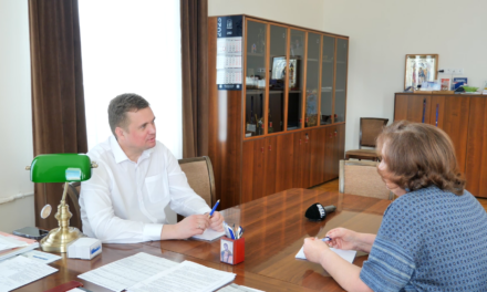 Глава города провел рабочую встречу с председателем Общественной палаты г.Троицка